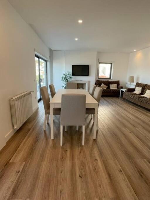 Apartamento Em Frente A Praia São Martinho do Porto Exterior foto